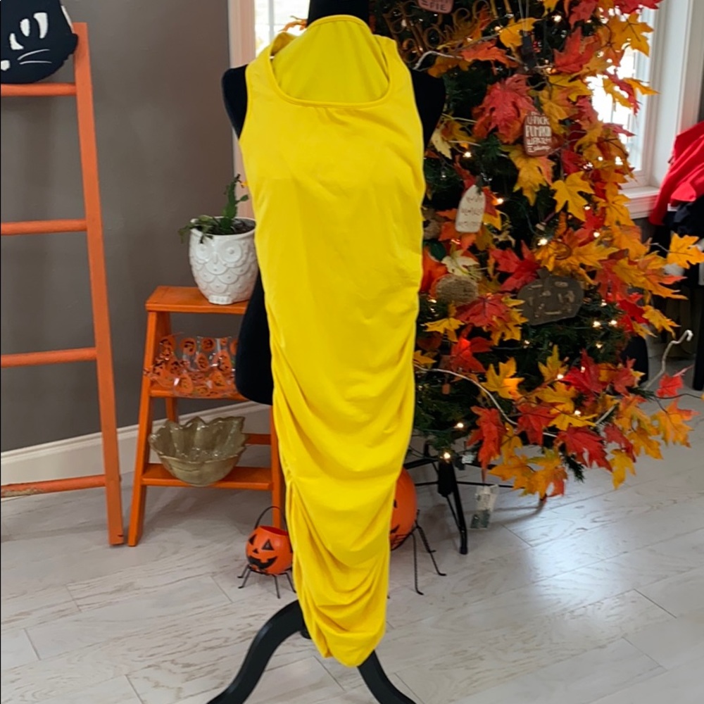 Size large yellow tank dress. Fits tight.